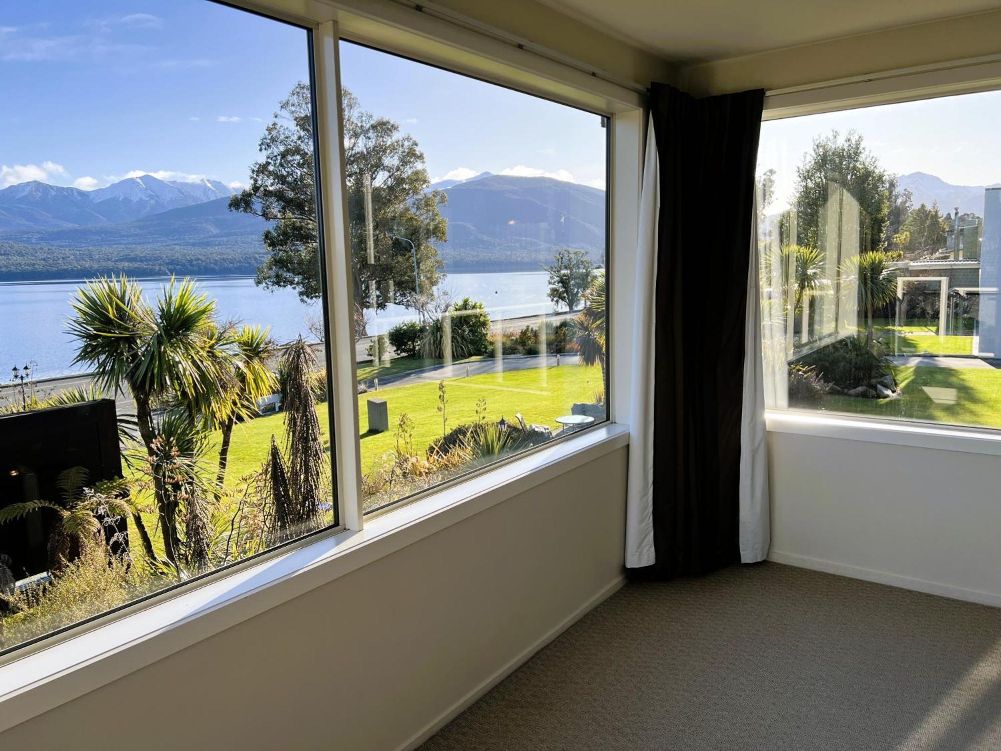 Fiordland Lakeview Motel And Apartments Te Anau Exteriör bild